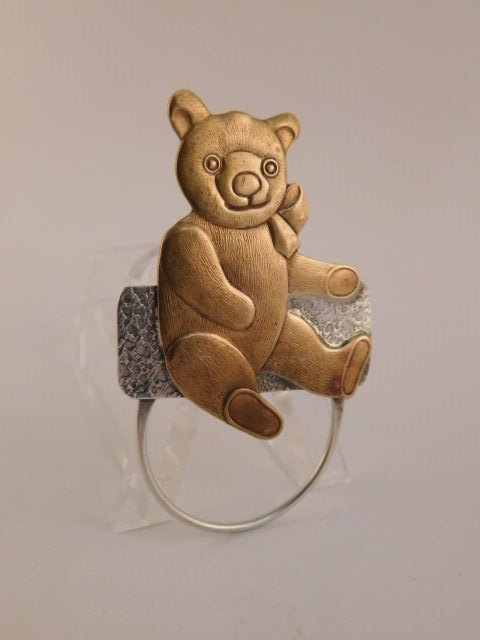 STERLING K. ENEWOLD UNIQUE MIXED METALS TEDDY BEAR PIN BROOCH SILVER 925