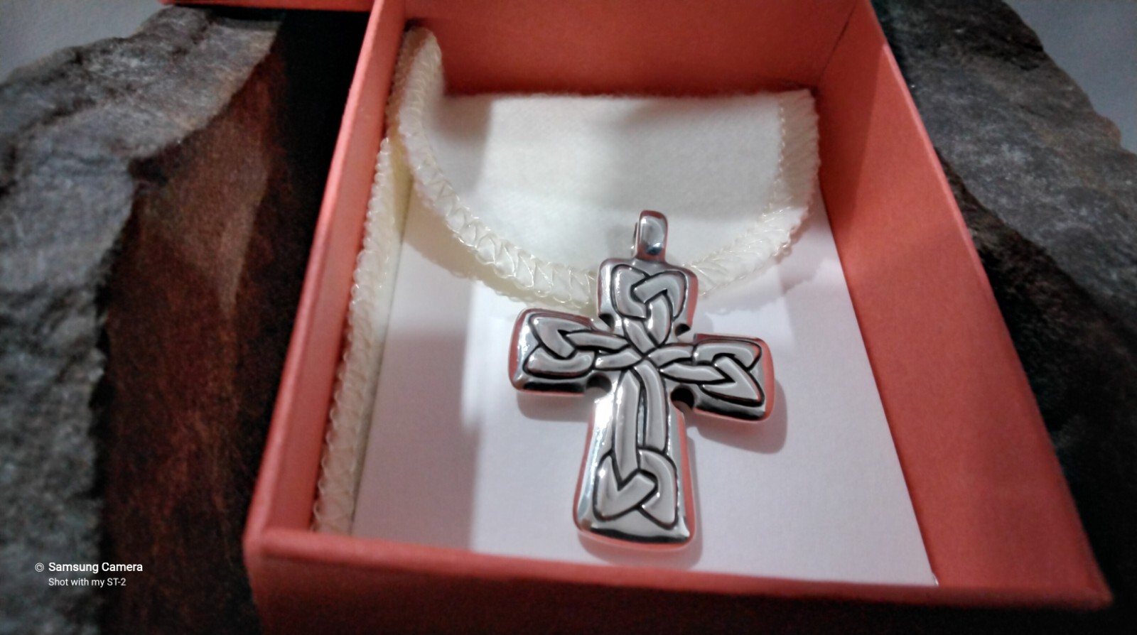 Retired James Avery Celtic Knot Cross Sterling Silver Pendant Fixed Bail JA Box