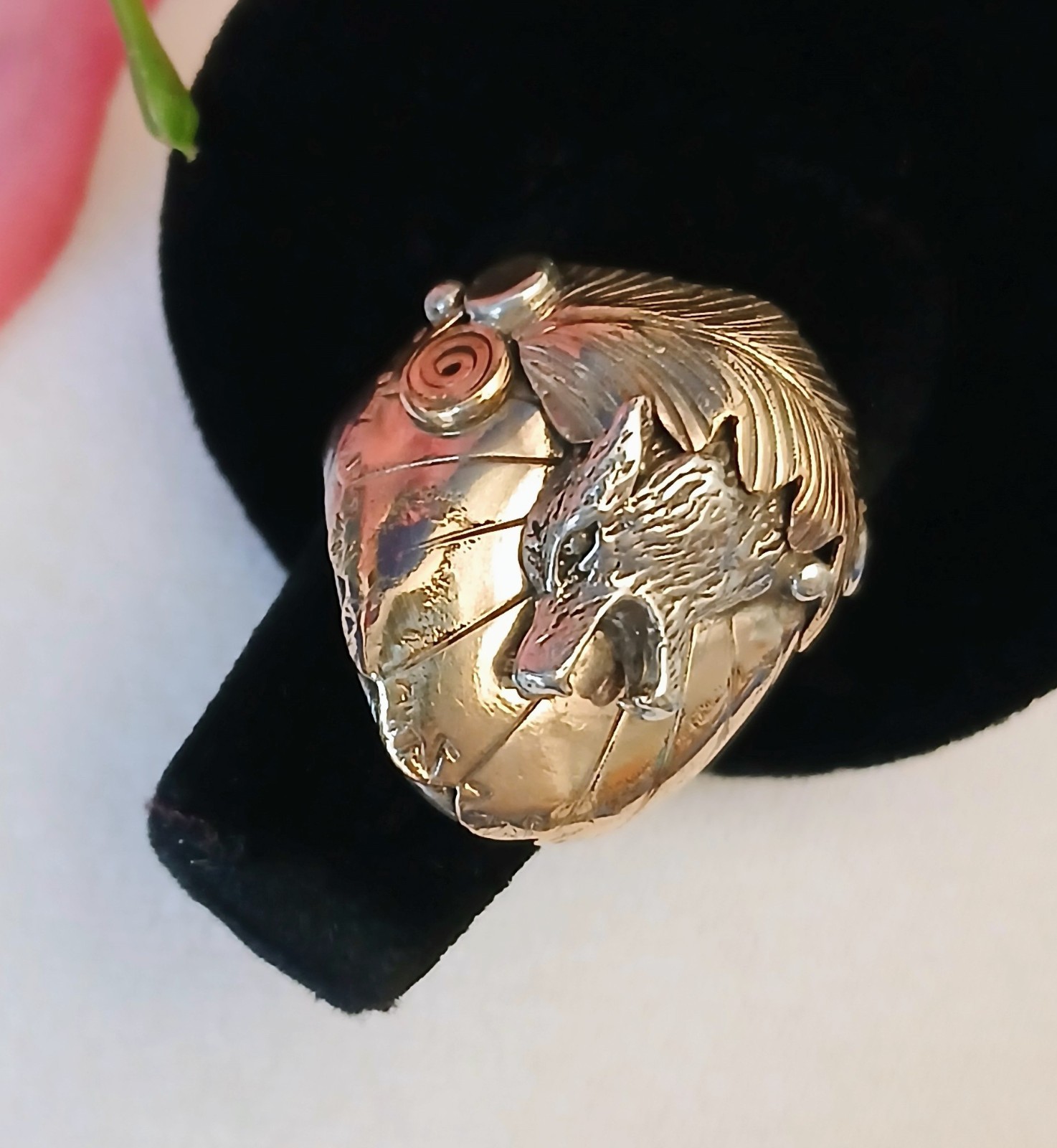 Vintage 925 Sterling Silver & Unknown Gold~NAVAJO Richard Begay Wolf Ring~10-3/4