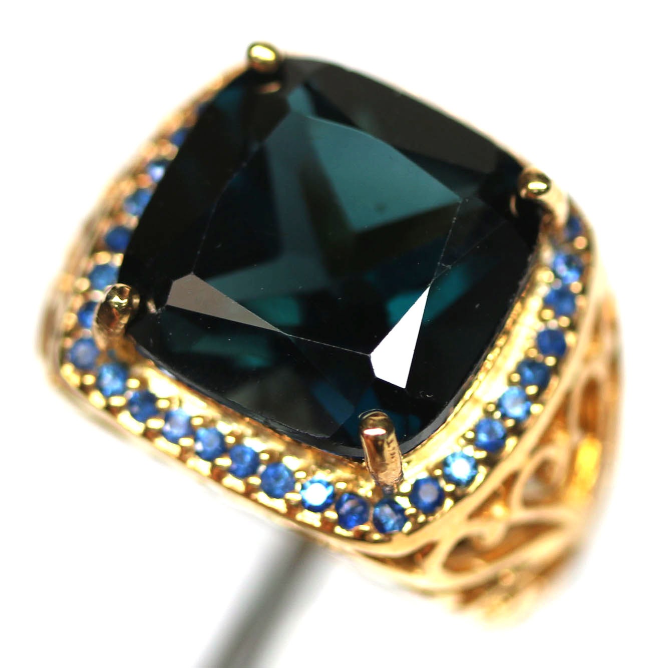Handmade 925 Silver 14 x 14 mm. London Blue Topaz Sapphire Ring Size 6.25