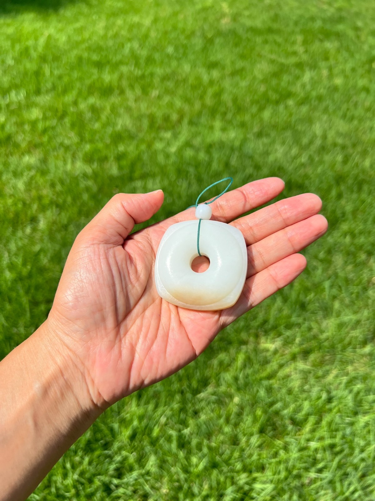 High-Quality White Nephrite Jade Square Buckle 四方扣 Handplayer / Pendant H82 a