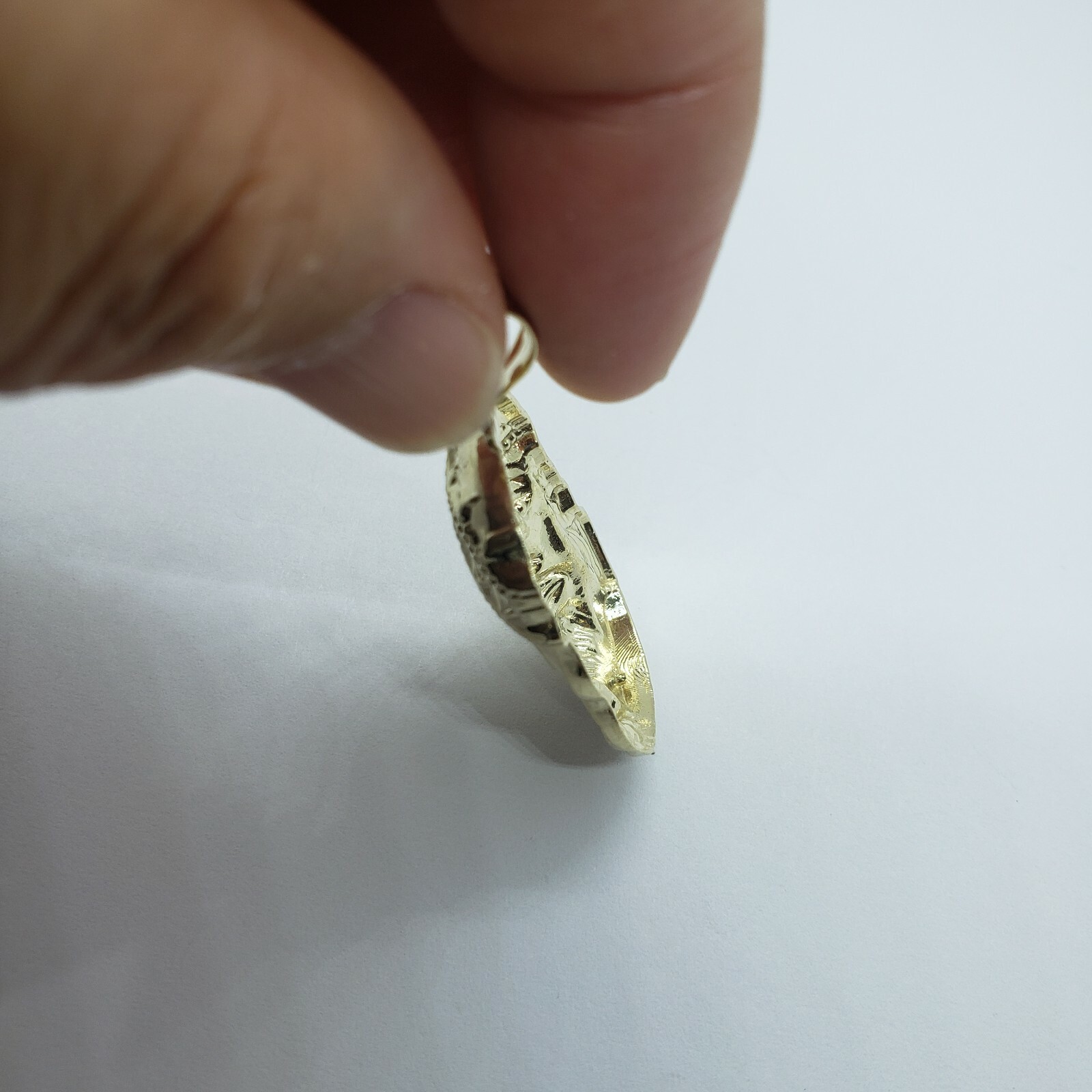 Authentic 10K Yellow Gold Diamond Cut Jesus Face Pendant Charm Left Right Styles