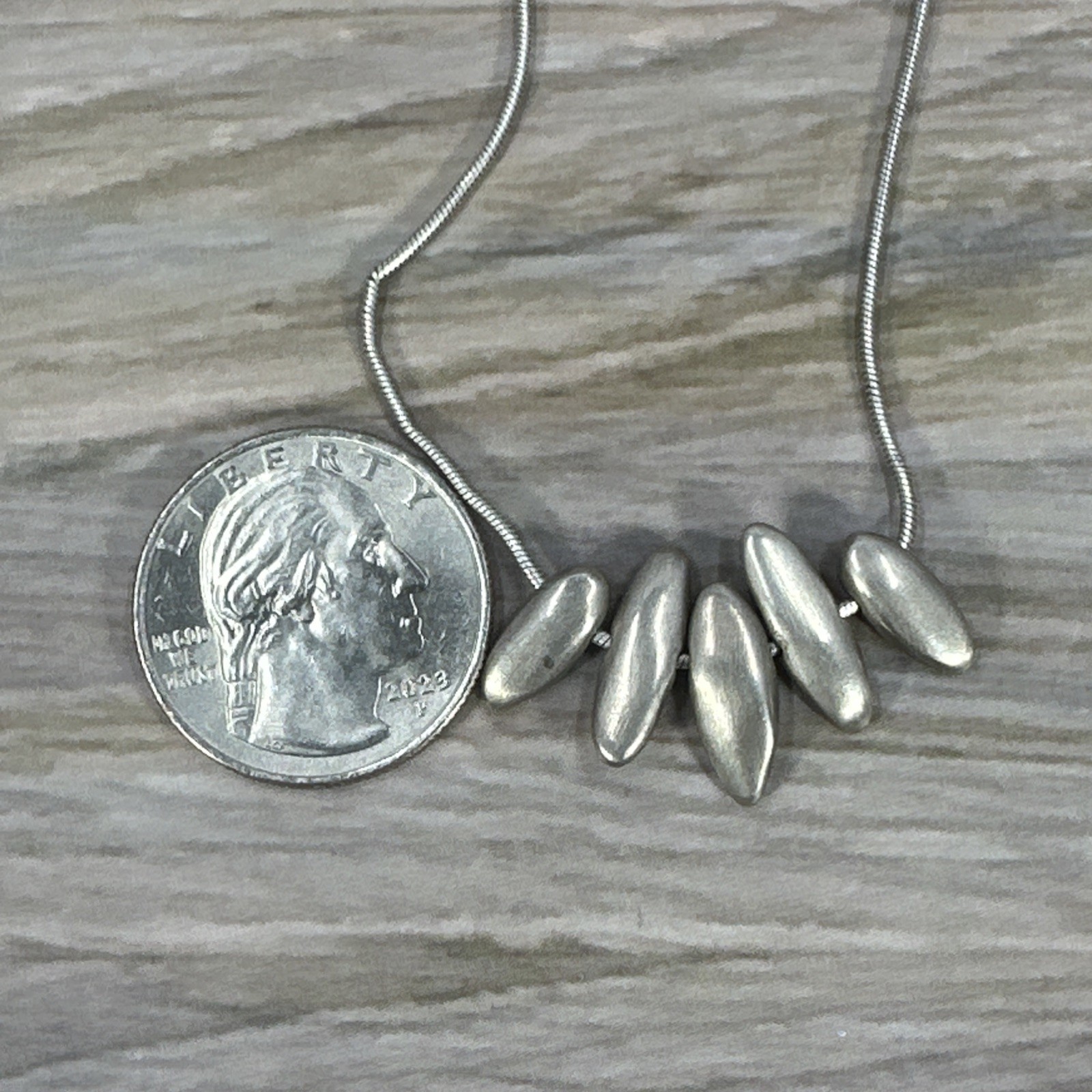 Sterling Silver 925 16” Necklace Spinning Oval Ingot Floral Fixed Pendant 11.3gr