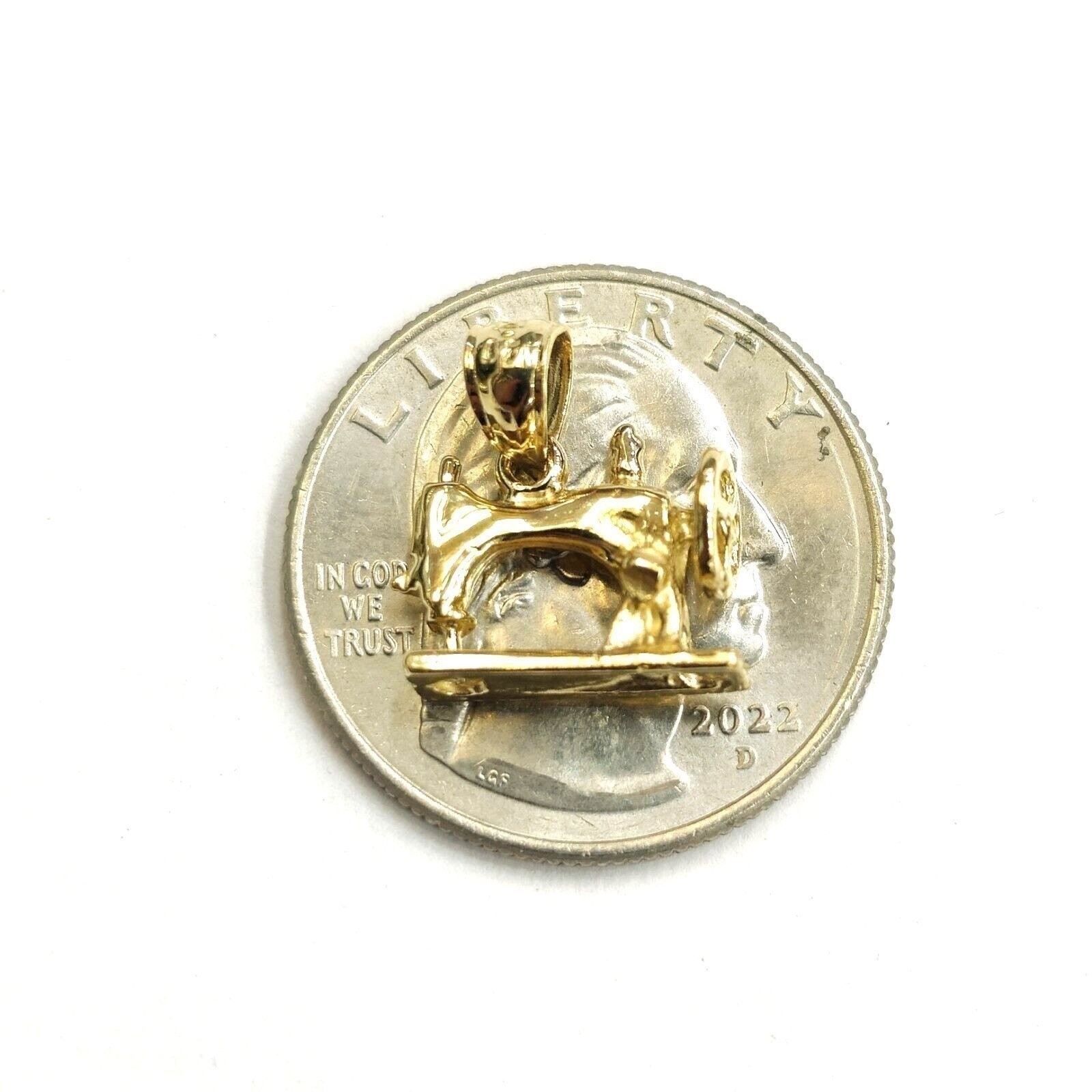 New 14k yellow Gold solid 3D Sewing Machine Pendant Taylor Tool fine jewelry 2g