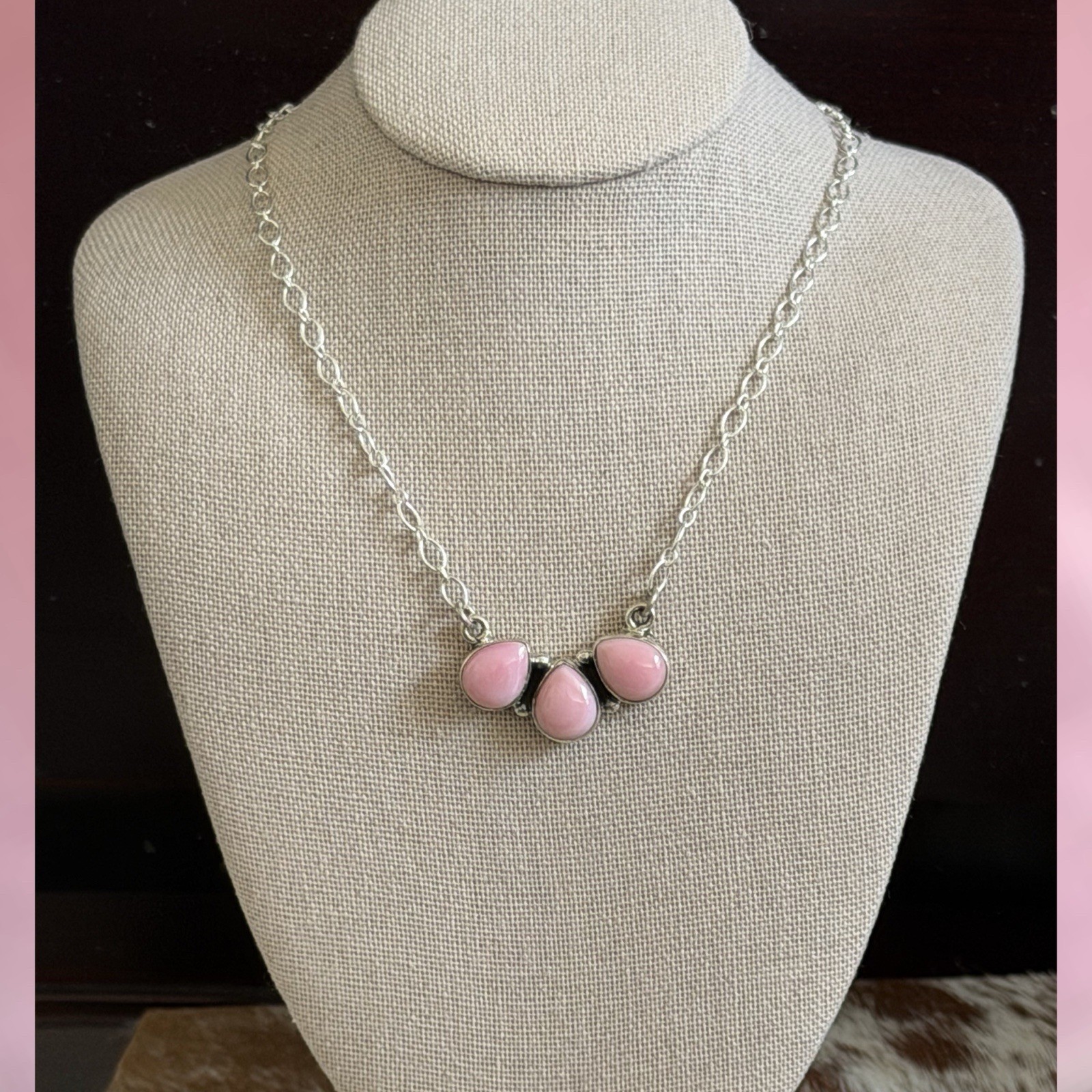 Pink Conch Sterling Silver Necklace 18+2 Artisan Handmade Southwestern
