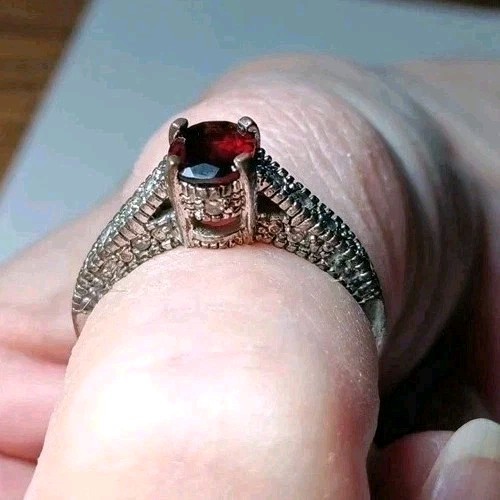 Unknown Vintage Rare SOLITAIRE Ring, Size See Description