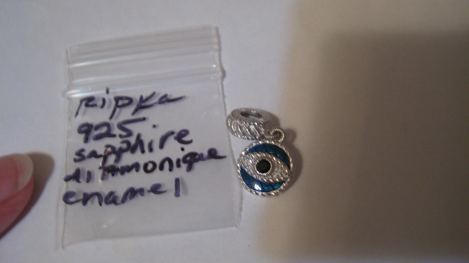 NICE JUDITH RIPKA STERLING SILVER CHARM, DOES NOT OPEN, SAPPHIRE & DMQ, EYE