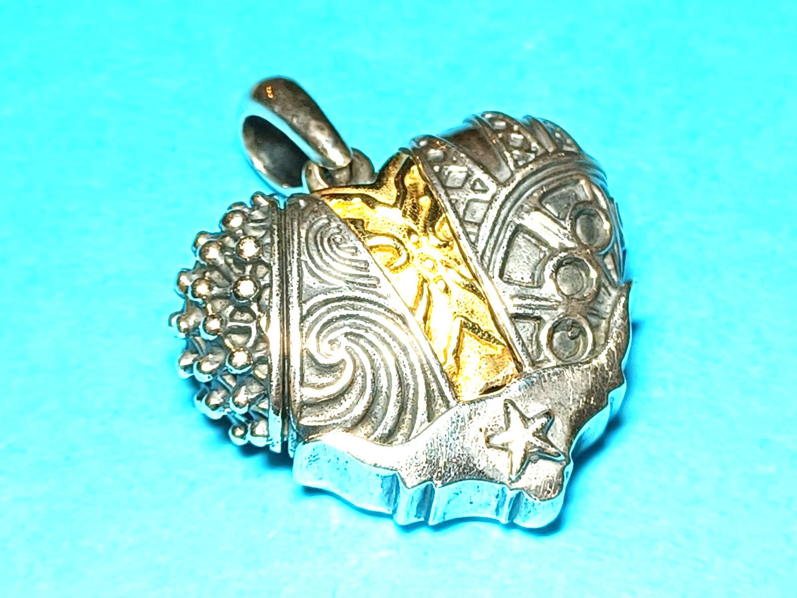 Rare Vintage Lagos Caviar Heart 0f Texas Pendant Sterling Silver 18k gold 32 gr.