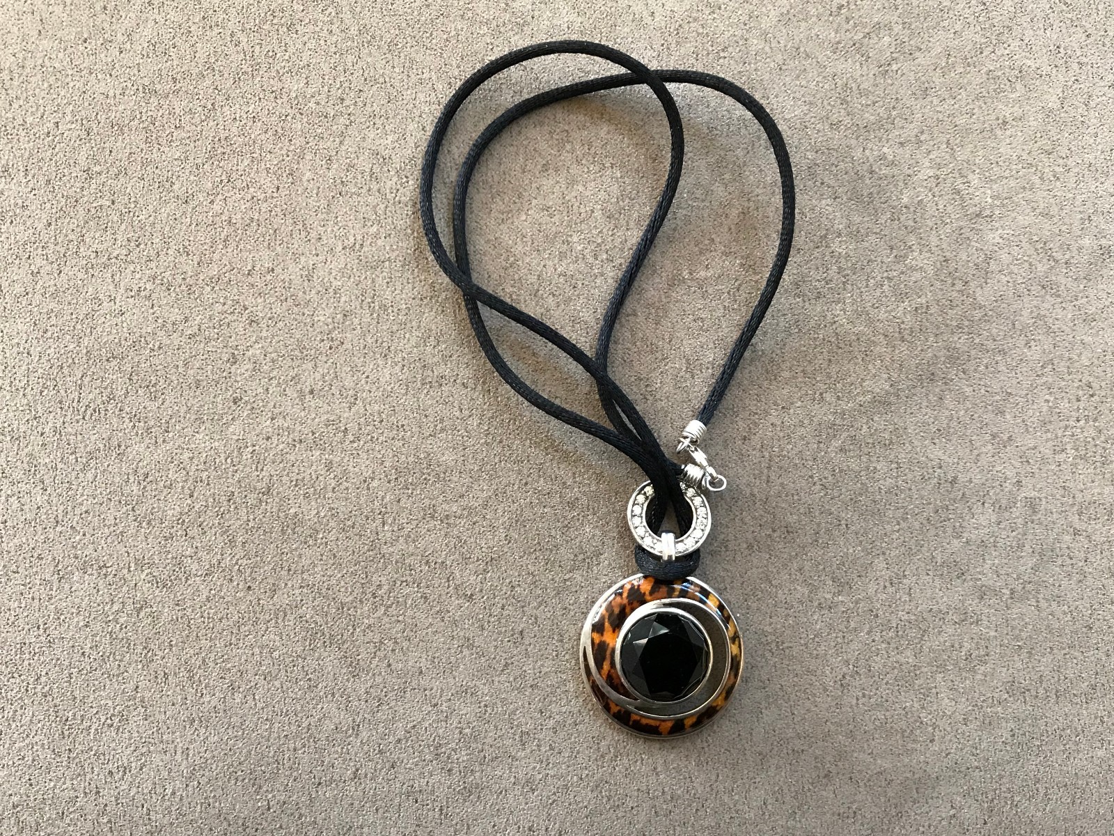 QVC David Sigal Onyx and CZ Leopard enameled Sterling 925 necklace 10.75 “