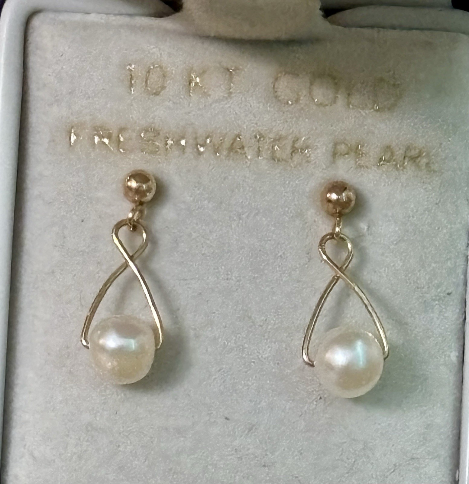Vintage 10k Gold Freshwater Pearl Dangle Drop Earrings