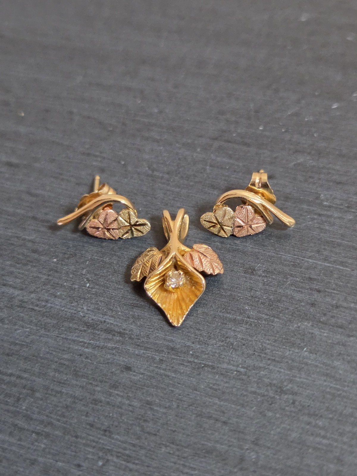 Vintage Black Hills Gold 10k Tricolor Pendant and Earrings Set