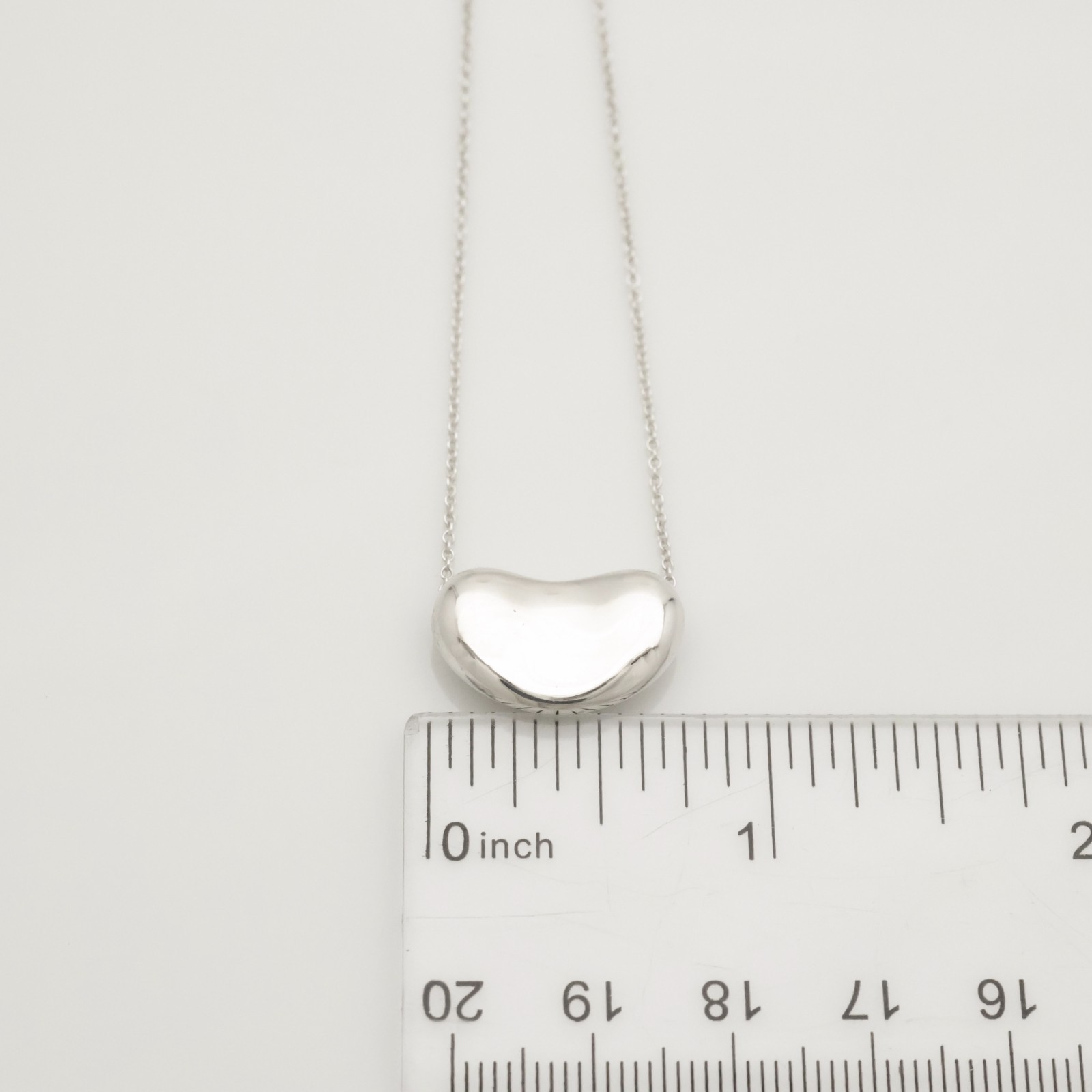 Authentic Tiffany & Co. Peretti Large 19mm Bean Necklace 16.1″ Silver w/Pouch