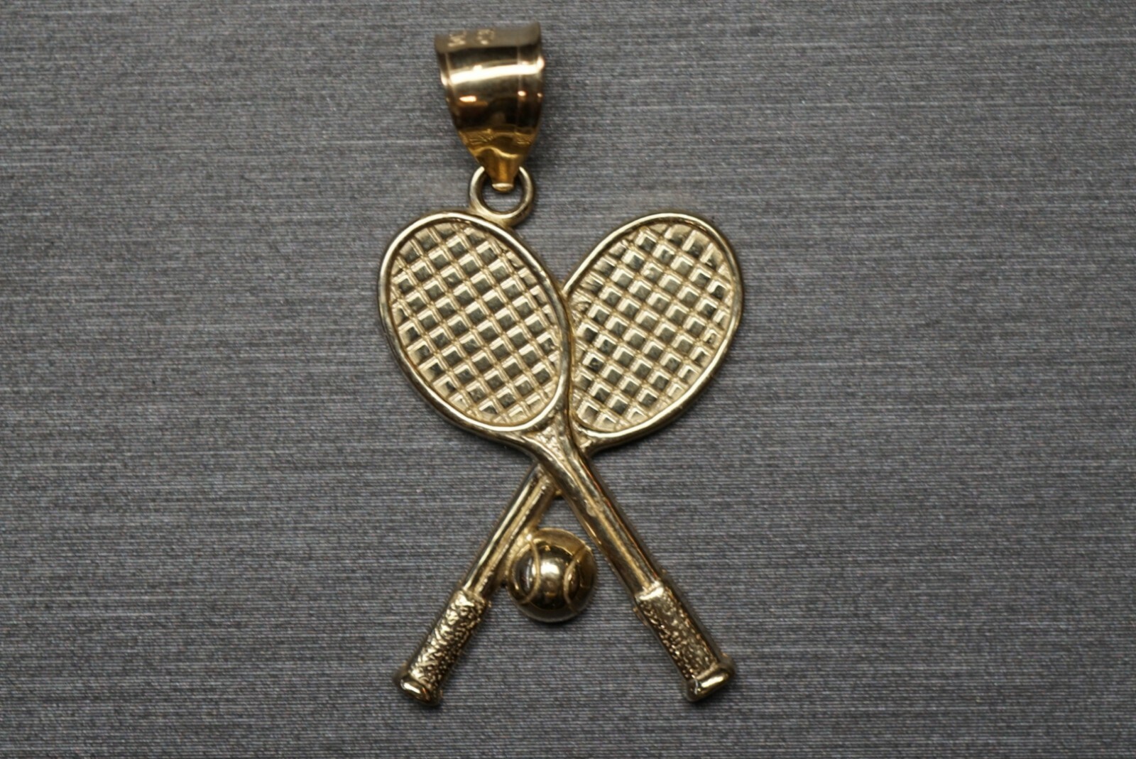 10K Solid Yellow Gold 1.25″ Tennis Racquets With Ball Sport Charm Pendant.