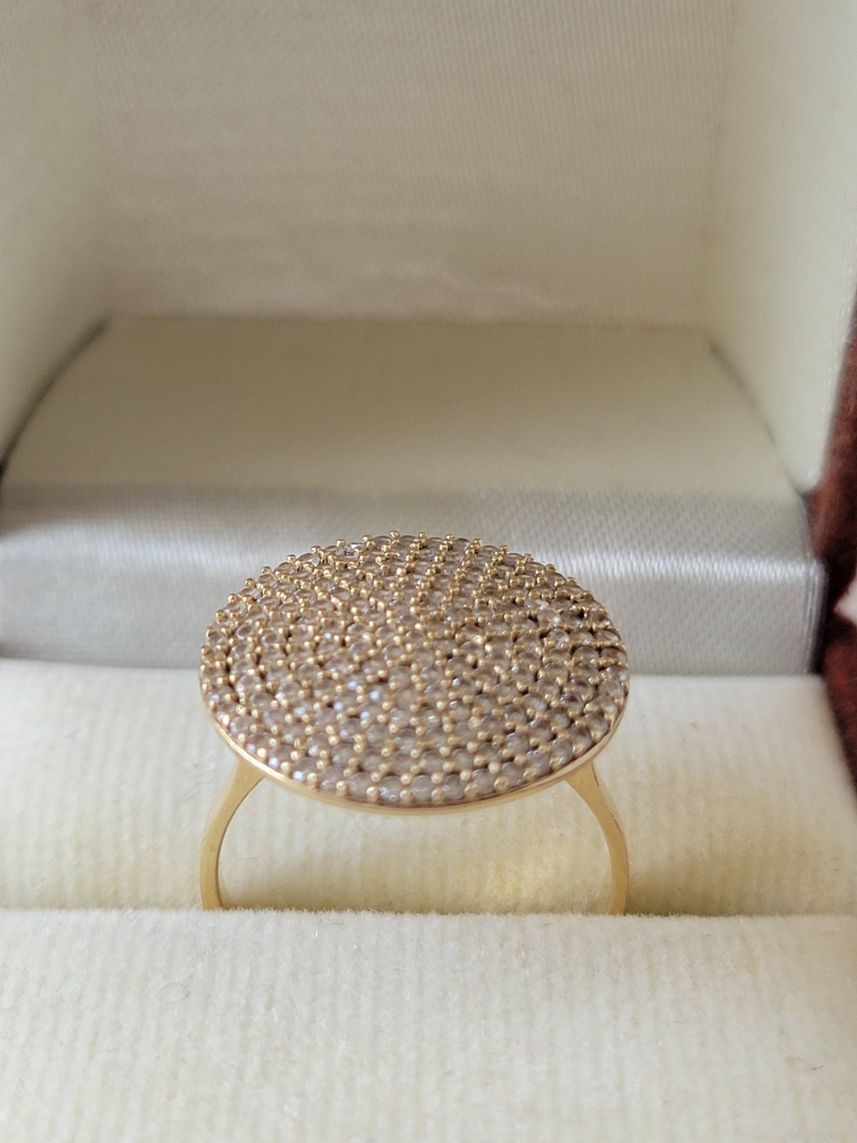 Luxury Pavé Disc Cluster Modern Ring 14k Solid Yellow ( Mostly Diamond) Size 7