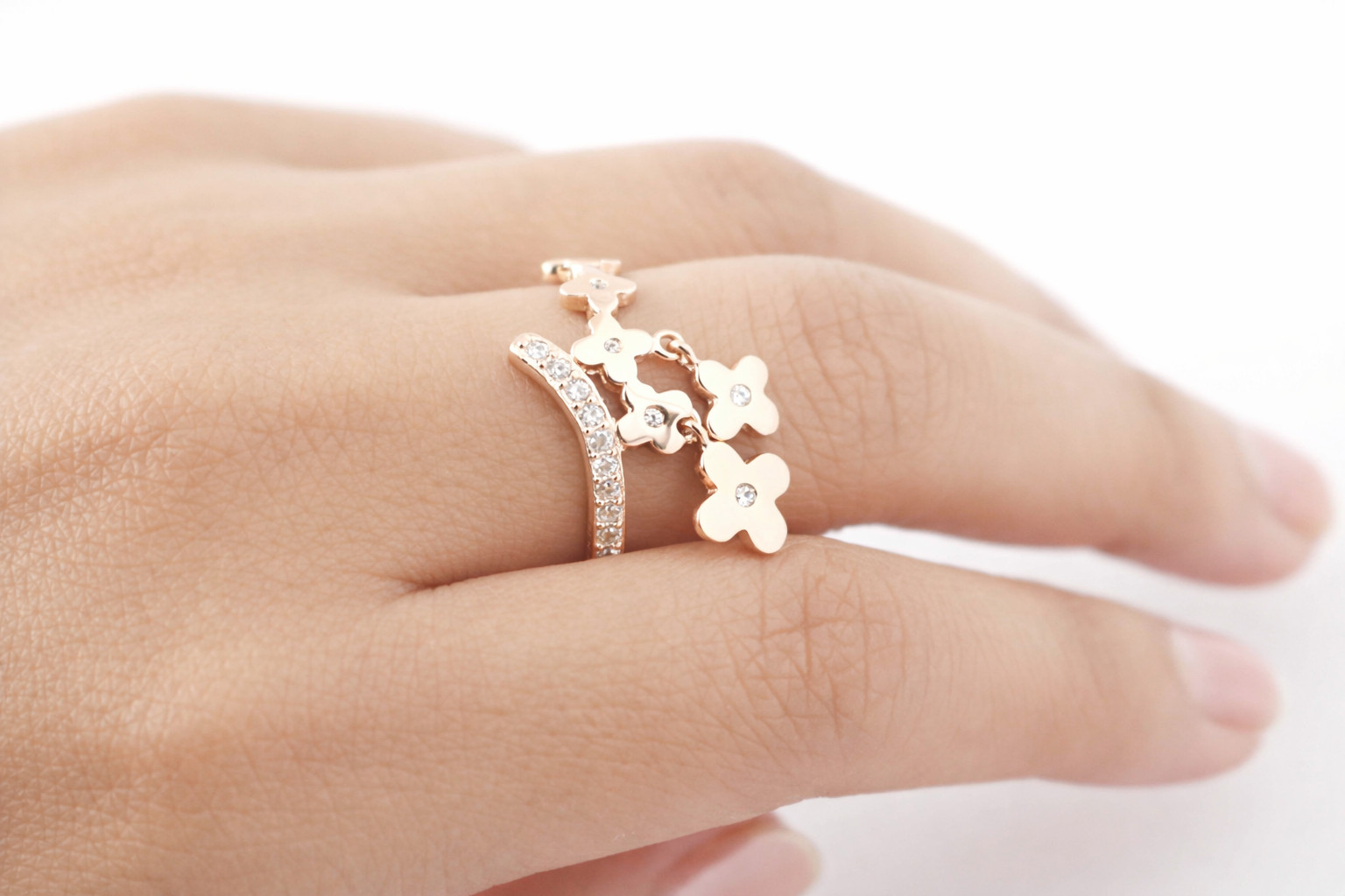 Clover Charm 925 Sterling Silver Stackable Ring – Rose Gold Finish, CZ Stones