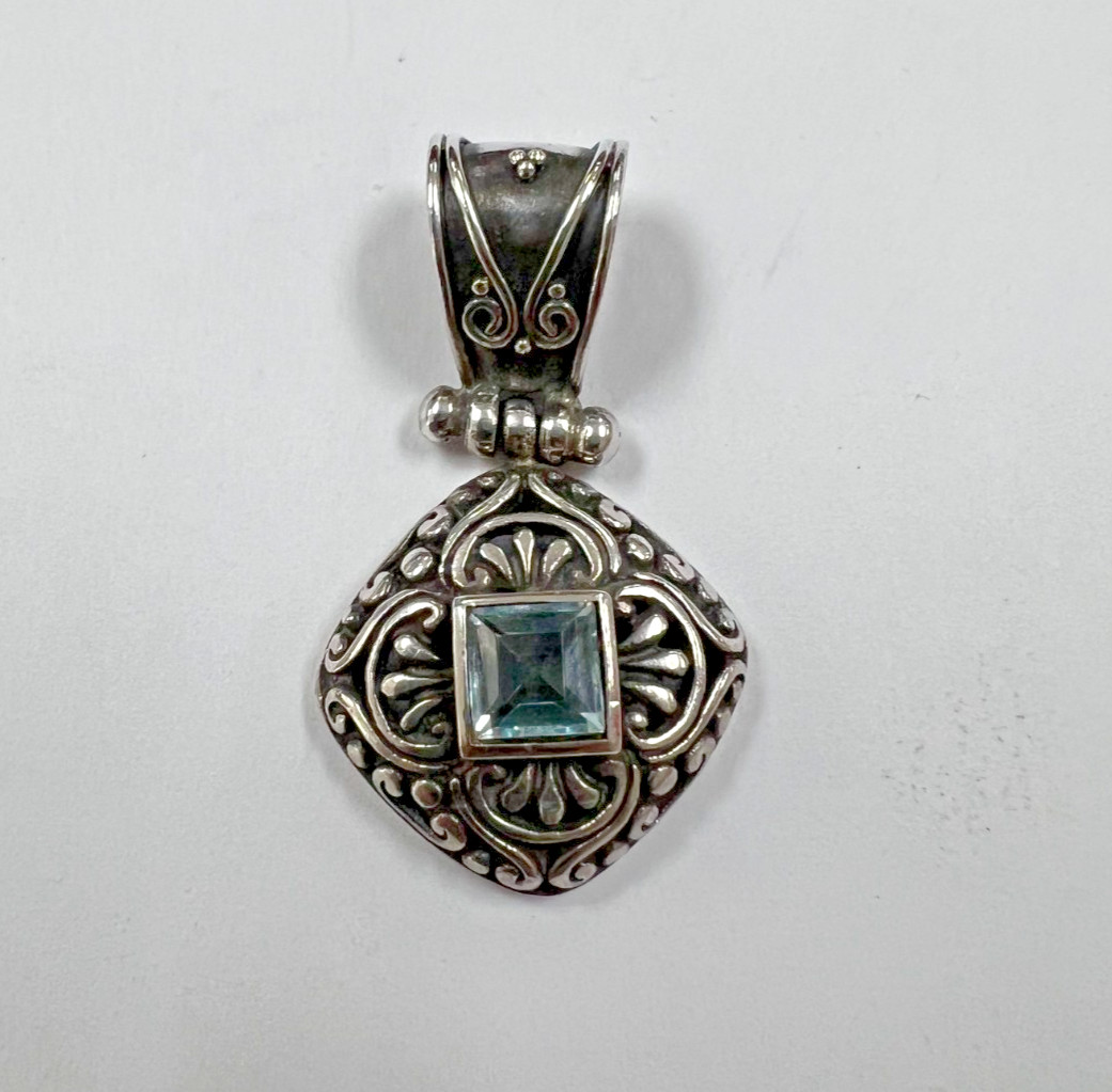 Unknown Designer Sterling Silver Drop Pendant with Light Blue Stone [085DuW]