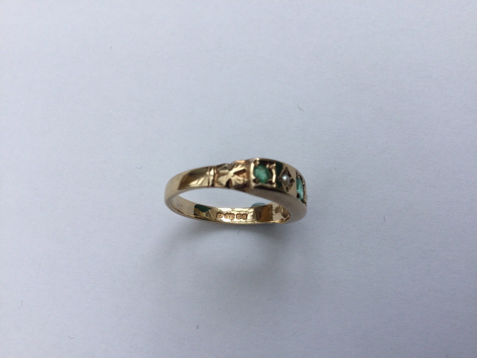 Emerald & Seed Pearl Eternity Ring 9ct Gold Size M 1.7cm
