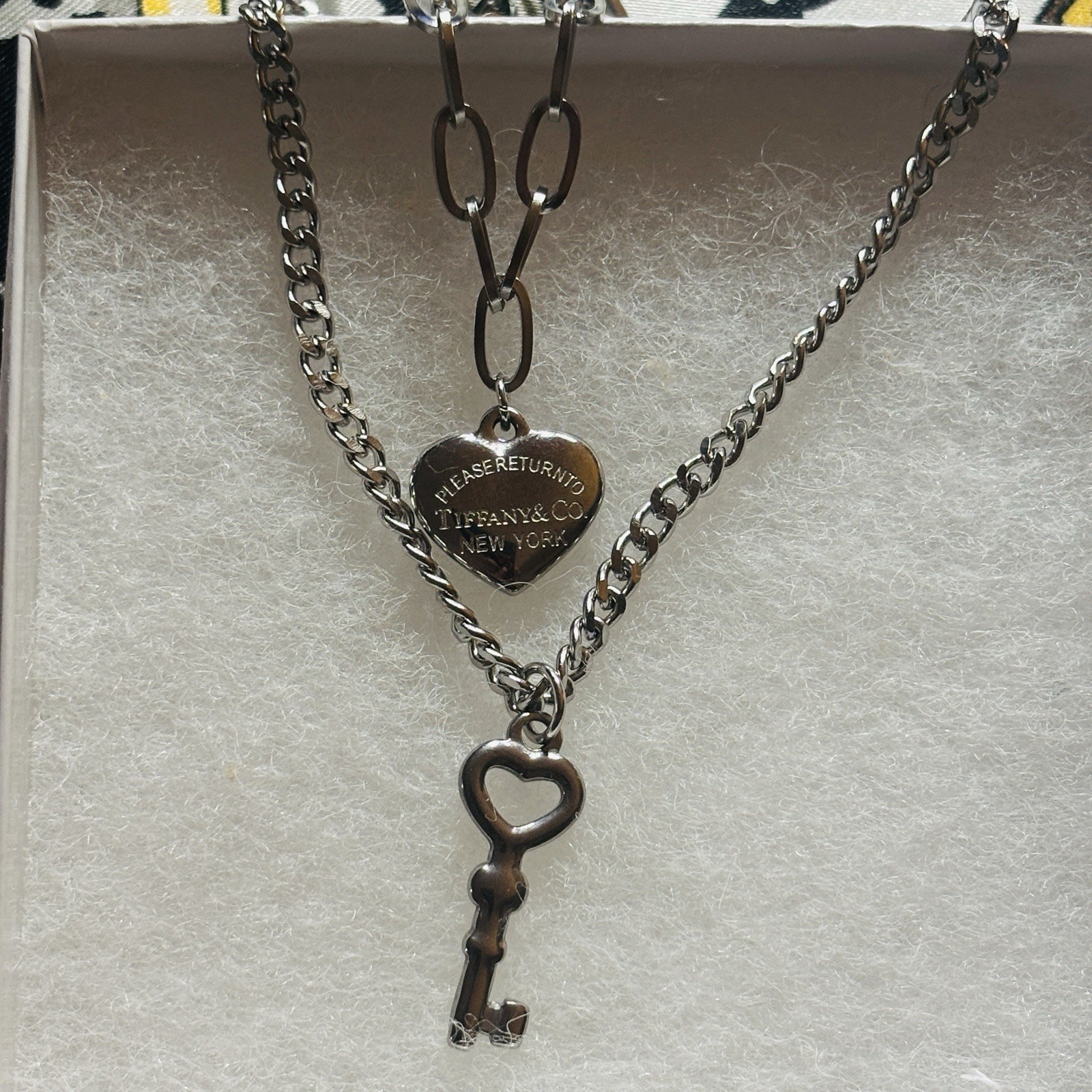 18” Paper Clip Heart and Key Tag Pendant in Silver, Mini