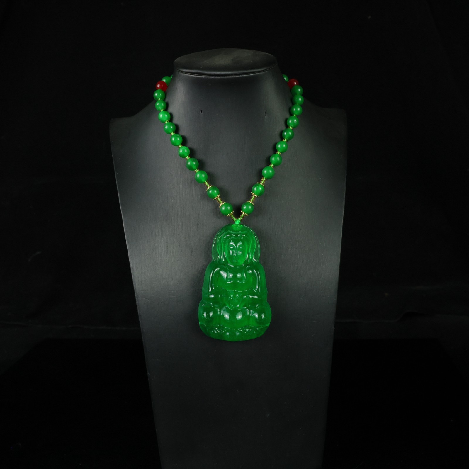 Natural Jadeite light green Carved Guanyin Buddha Lucky Pendant+Necklace 观音.
