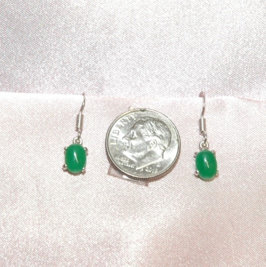 7MM x 5MM BEAUTIFUL OVAL GREEN JADE CABOCHON STERLING SILVER DROPS 1.50 ct.