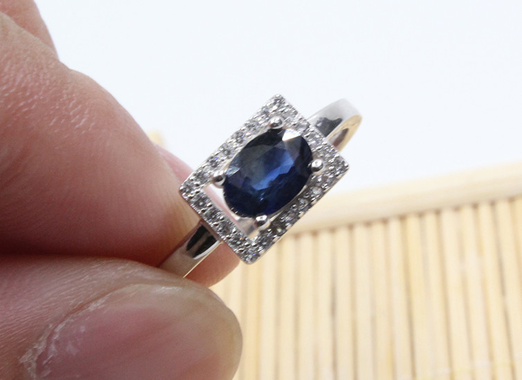 Natural Rare Ceylon Eye Clean Royal Blue Sapphire 925 Silver Handmade Women Ring