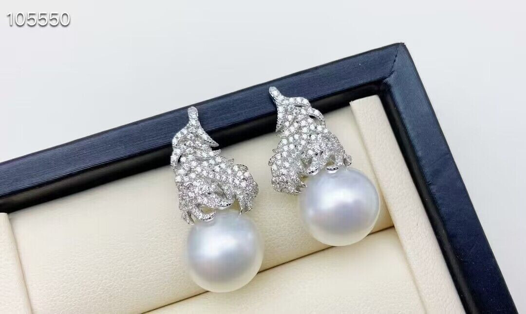 gorgeous pair of 11-12mm south sea round white pearl earrin g925s(mtrh)
