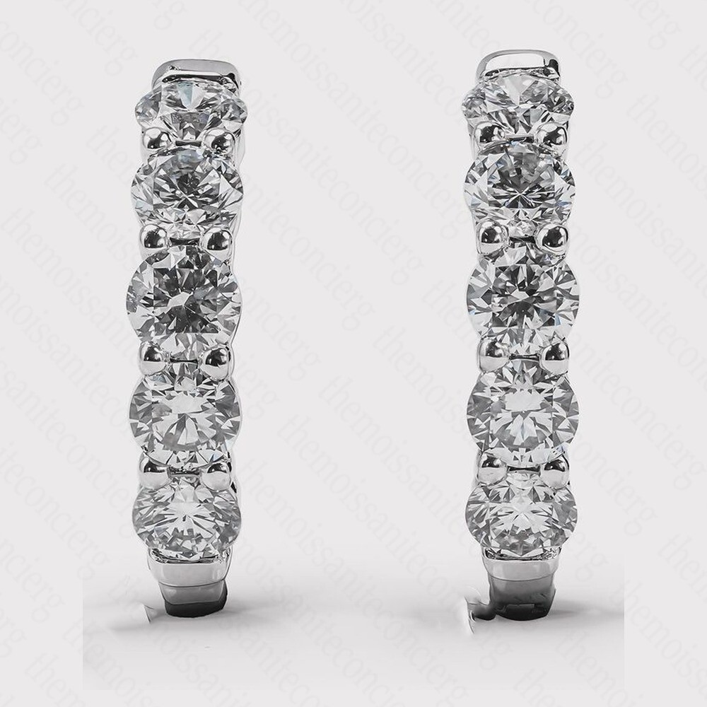 1 TCW Round Brilliant Moissanite Clip-on Women’s Earring 14K White Gold Plated