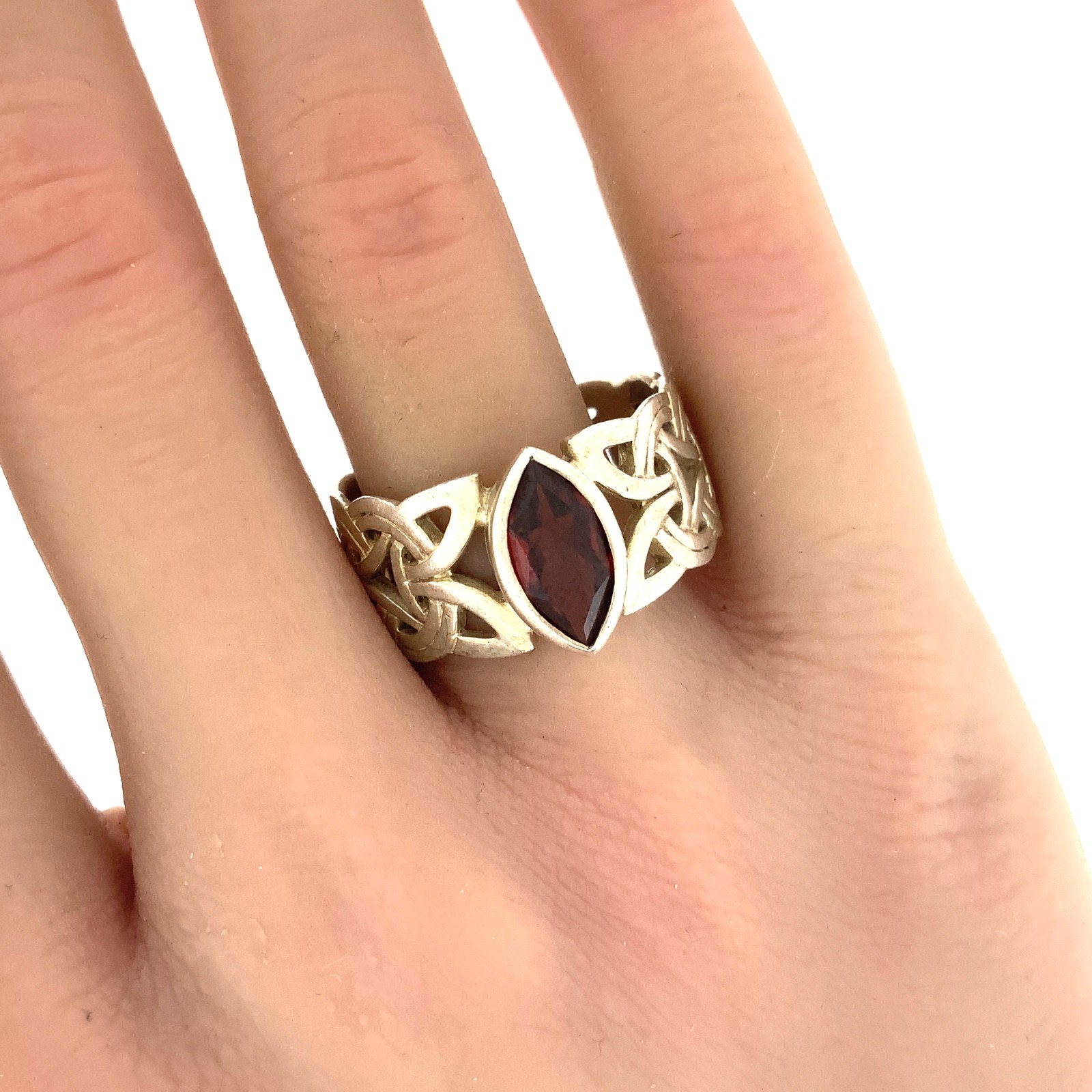 Peter Stone Co. Vintage Garnet, Sterling Silver Borre Knot Viking Ring Sz. 11