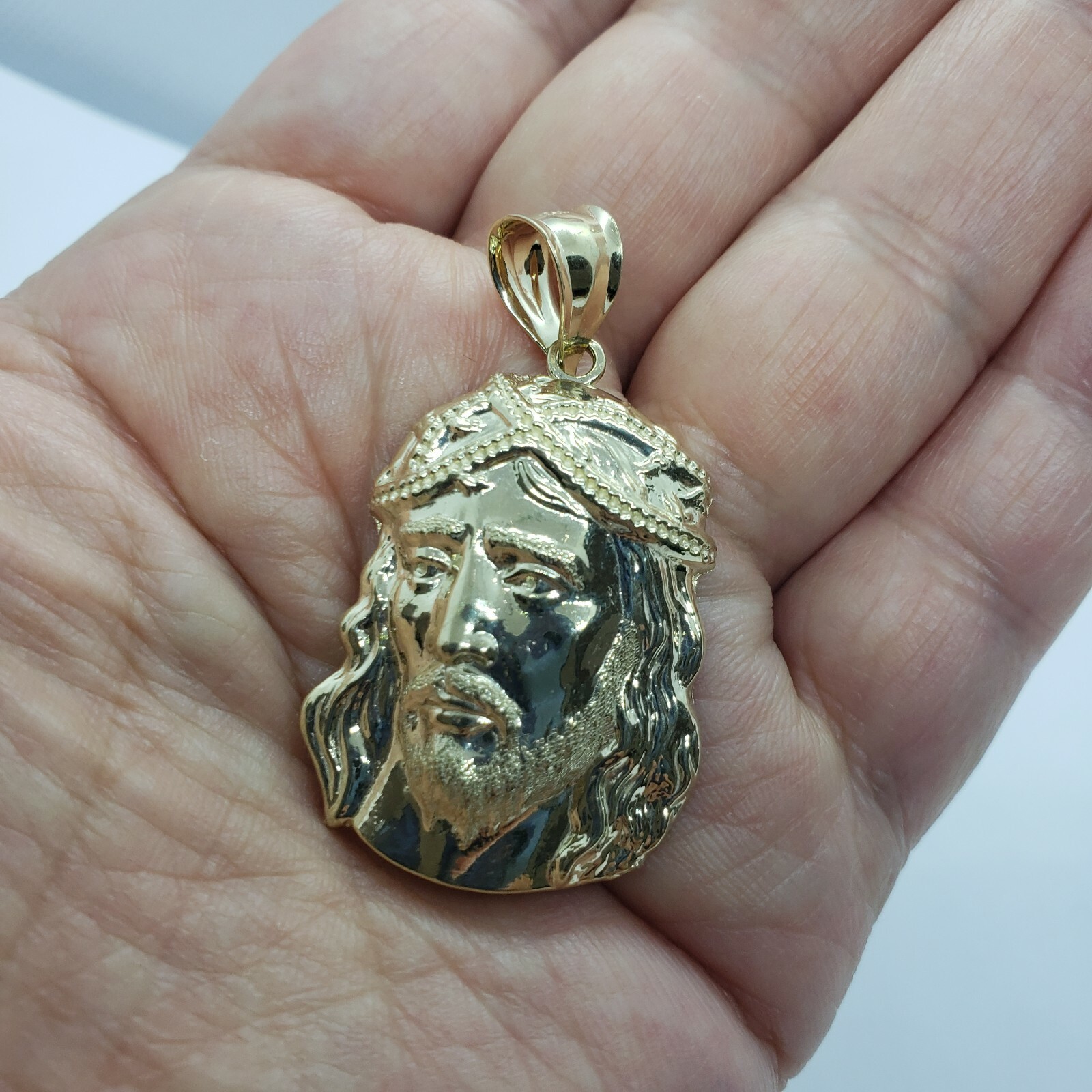 Authentic 10K Yellow Gold Diamond Cut Jesus Face Pendant Charm Left Right Styles
