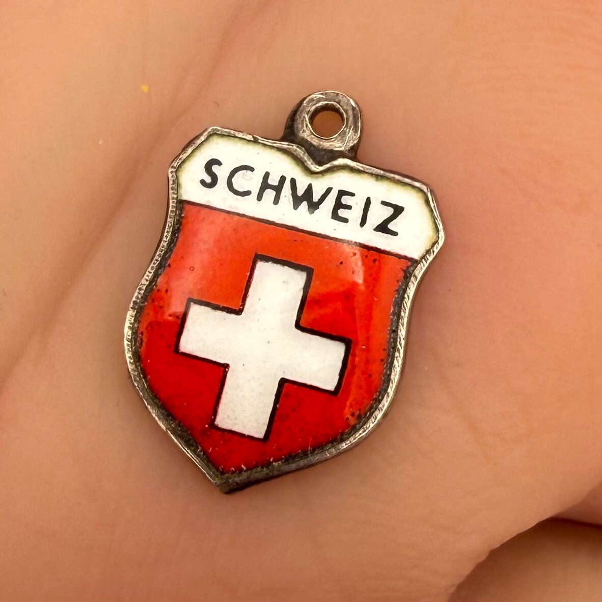 Vintage REU 800 Sterling Silver Switzerland Travel Shield Pendant (0.9g)