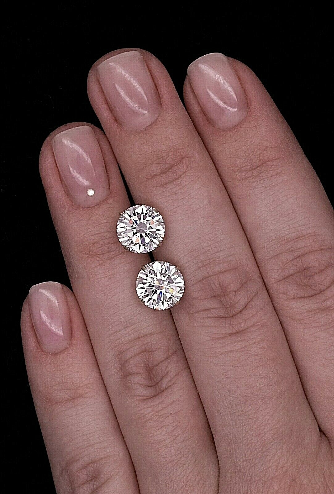 4 Ct Round Cut VVS1/D GRA Certified Moissanite Stud Earrings 14k White Gold 8mm