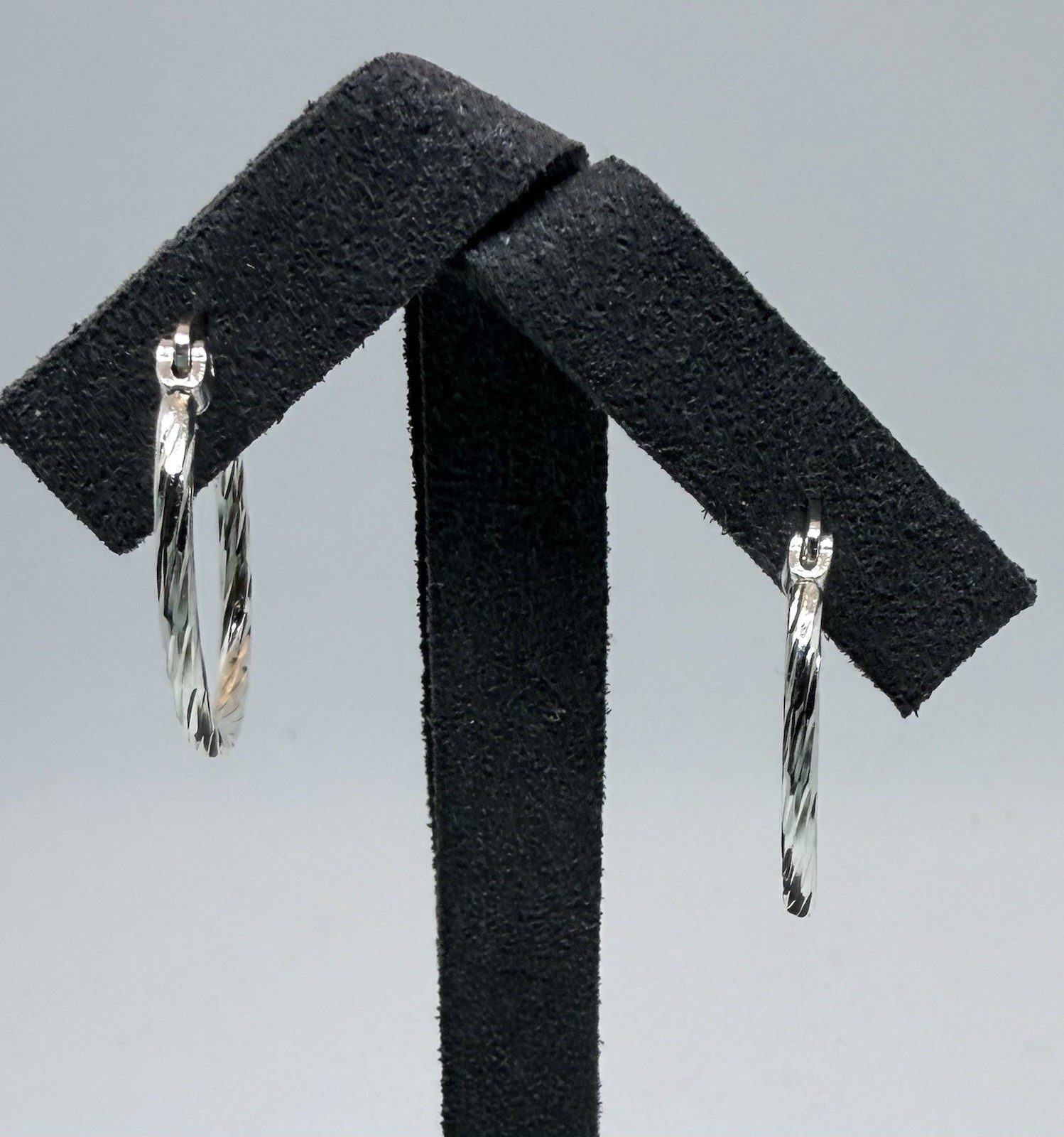 Sterling Silver Solid 92.5 Earrings Round 18mm Hoop Twisted Sparkling New