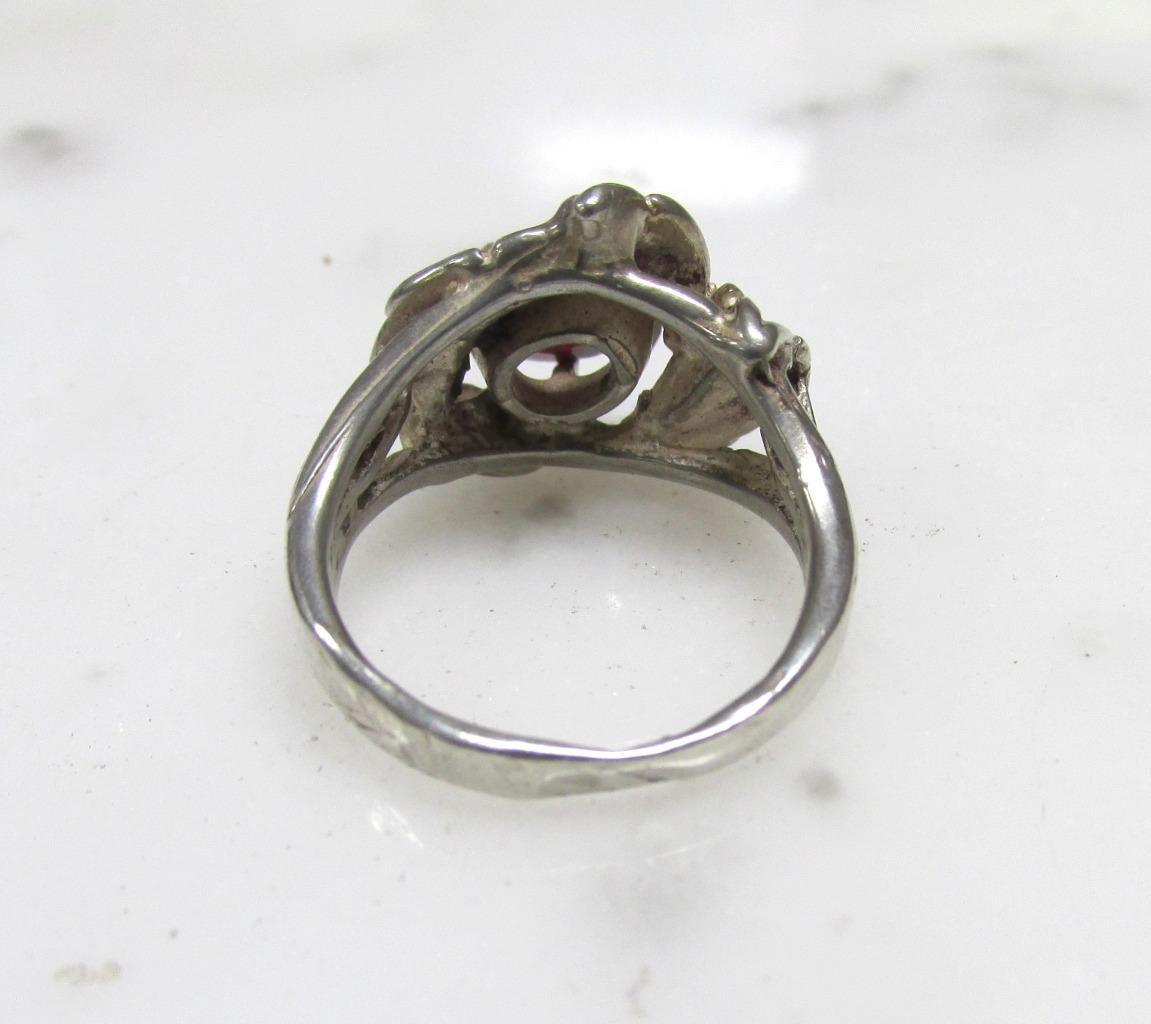 Vintage Sterling Silver Ring w/ Unknown Red Stone ~ Size 5.5 ~ 5.4g ~ 4-I651