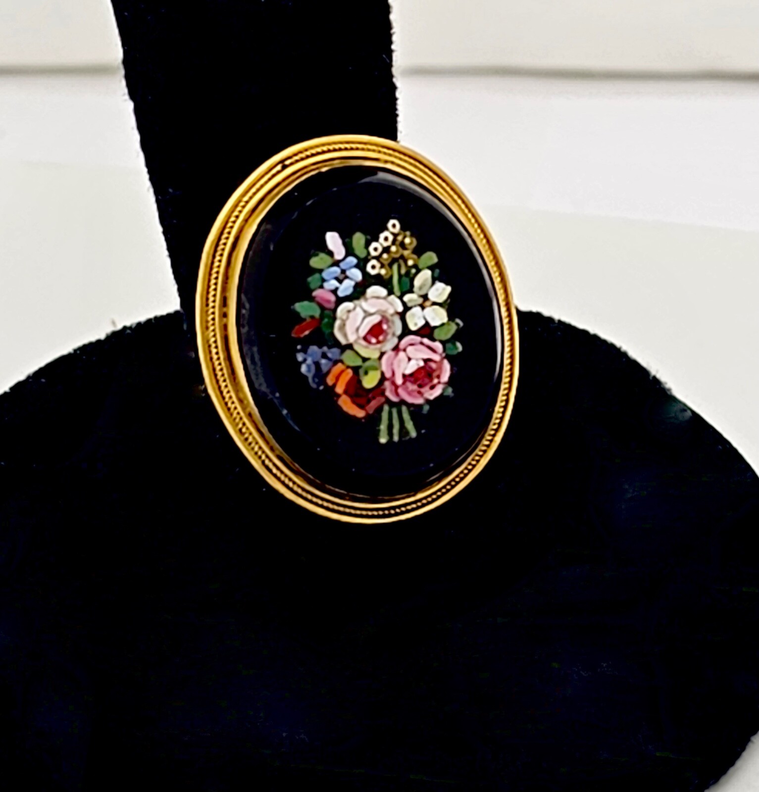 ANTIQUE 18K GOLD MOUNTED FLORAL PIETRA DURA BUTTONHOLE LAPEL STUD PIN,1″