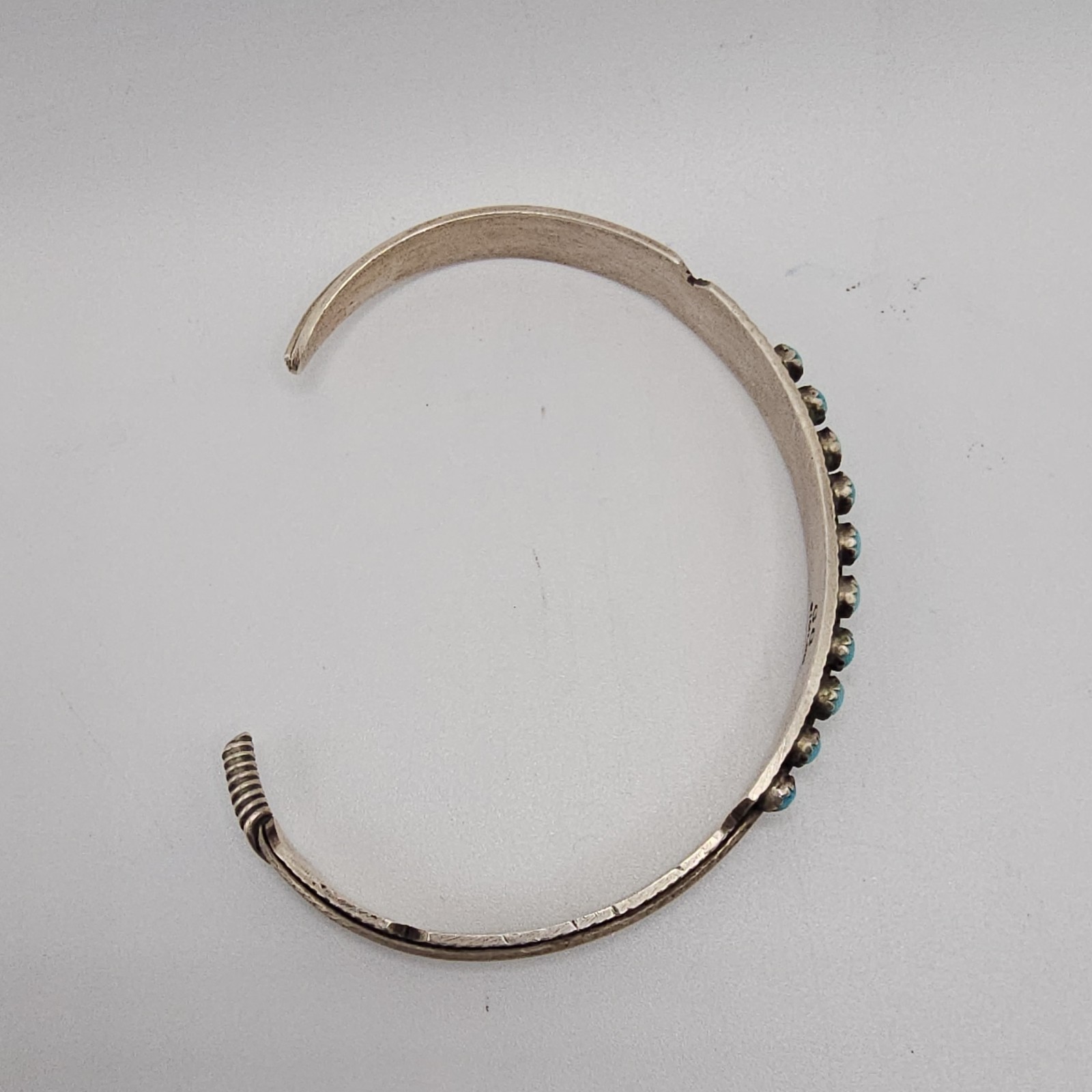 Native Made Sterling Silver Snake Eye Turquoise Feather Cuff Bracelet Size 9