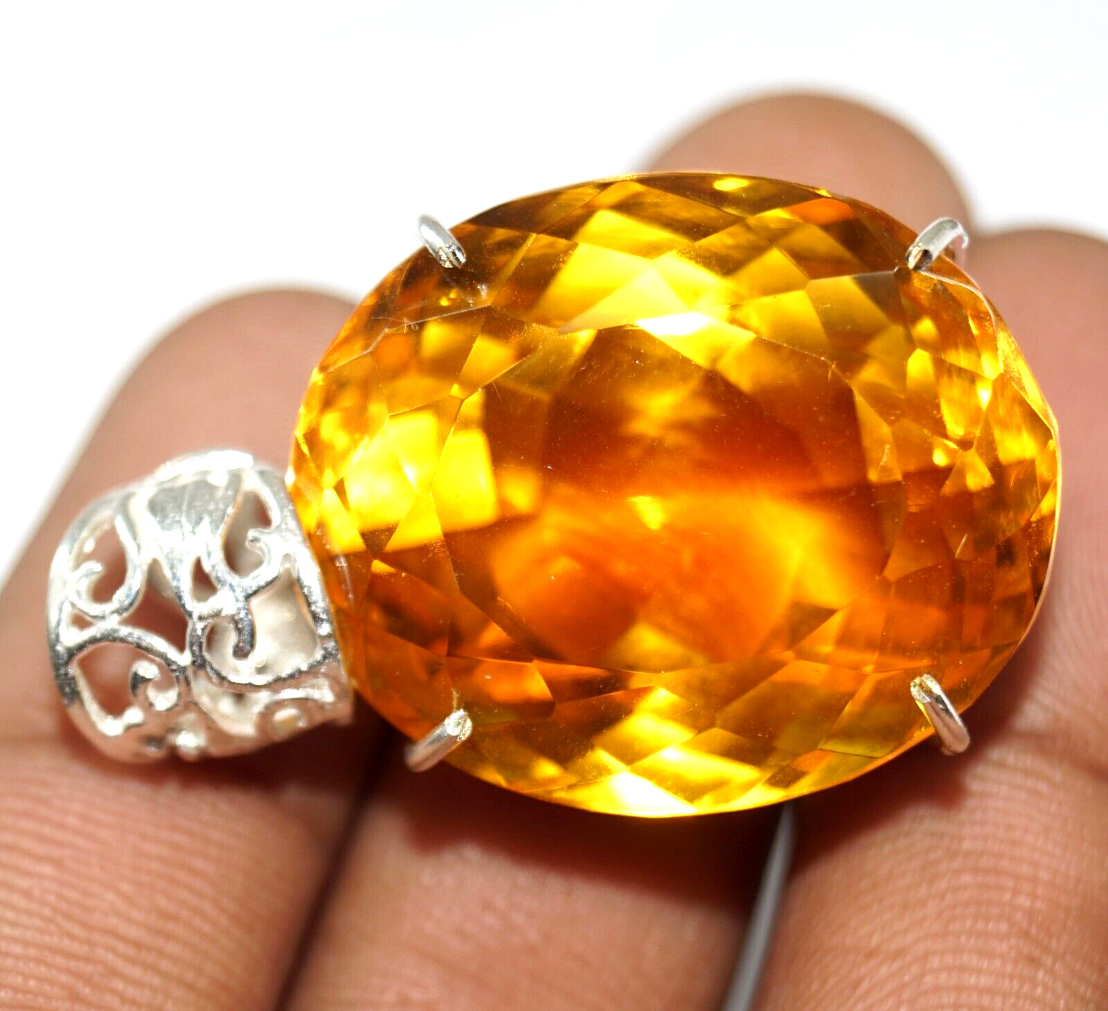GIE 101.75 Ct Natural Yellow Citrine Oval Cut 925 Solid Silver Pendant Gemstone