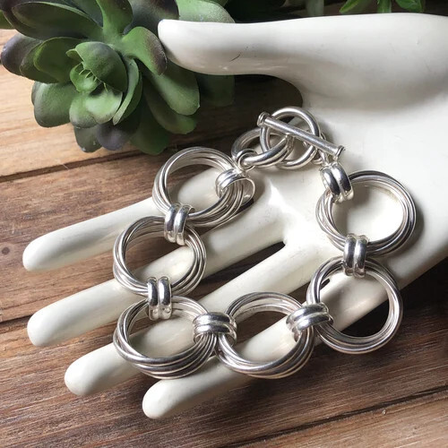 SILPADA Sterling Silver.925 Woven Entwined Circle Link Toggle Bracelet – 7/8in