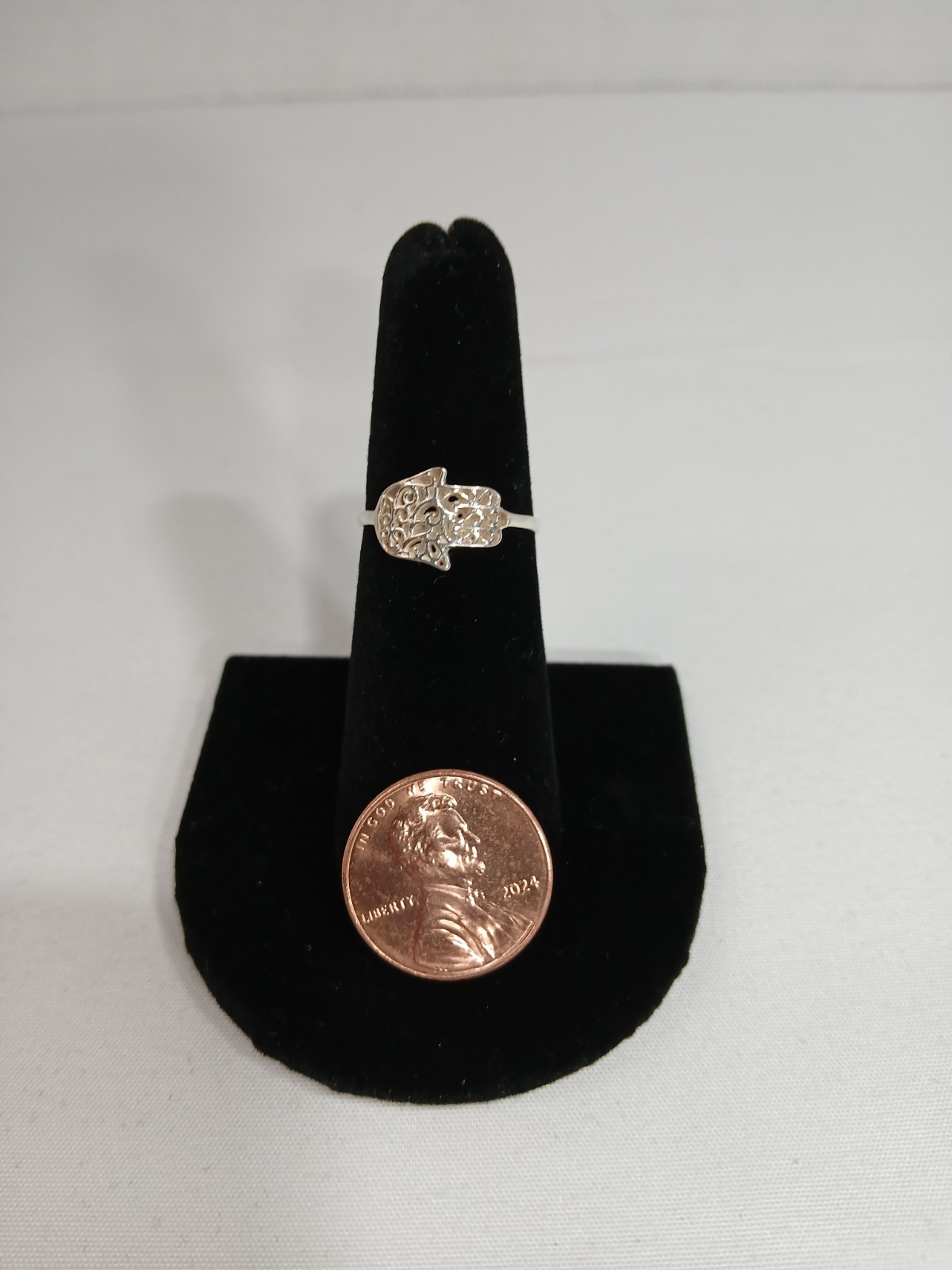 Sterling Silver 925 Chamsa Ring • Size 5.5 • Unknown maker hallmark