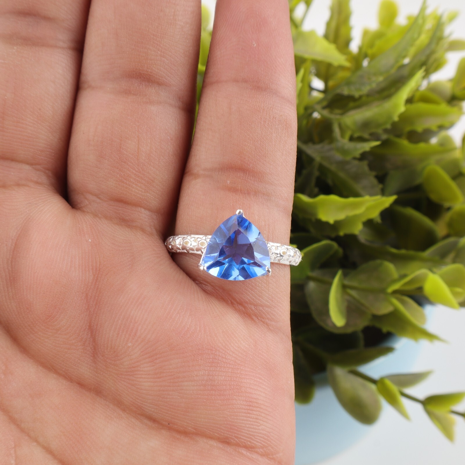 925 Sterling Silver Tanzanite Gemstone Ethnic Jewelry Ring For Wedding Gift