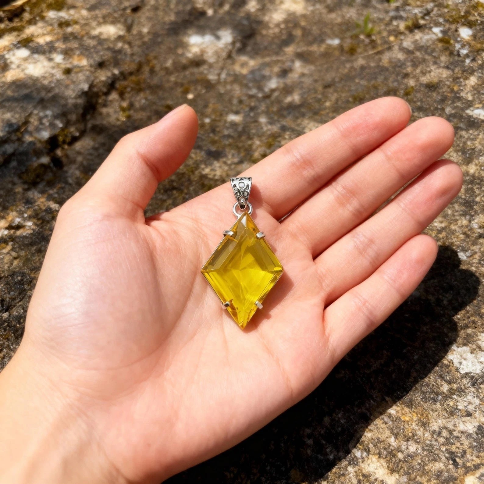 Certified Natural 100 Ct+ Brazilian Yellow Fancy Topaz Pendant Loose Gemstone