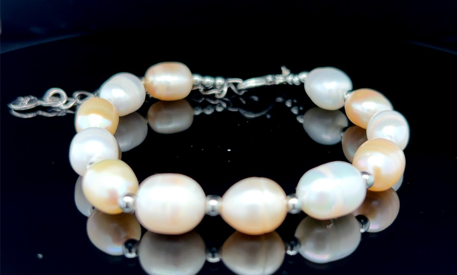 Two-Tone Peach & White Baroque Pearl Bracelet Lobster Clasp 7-8in adjustable