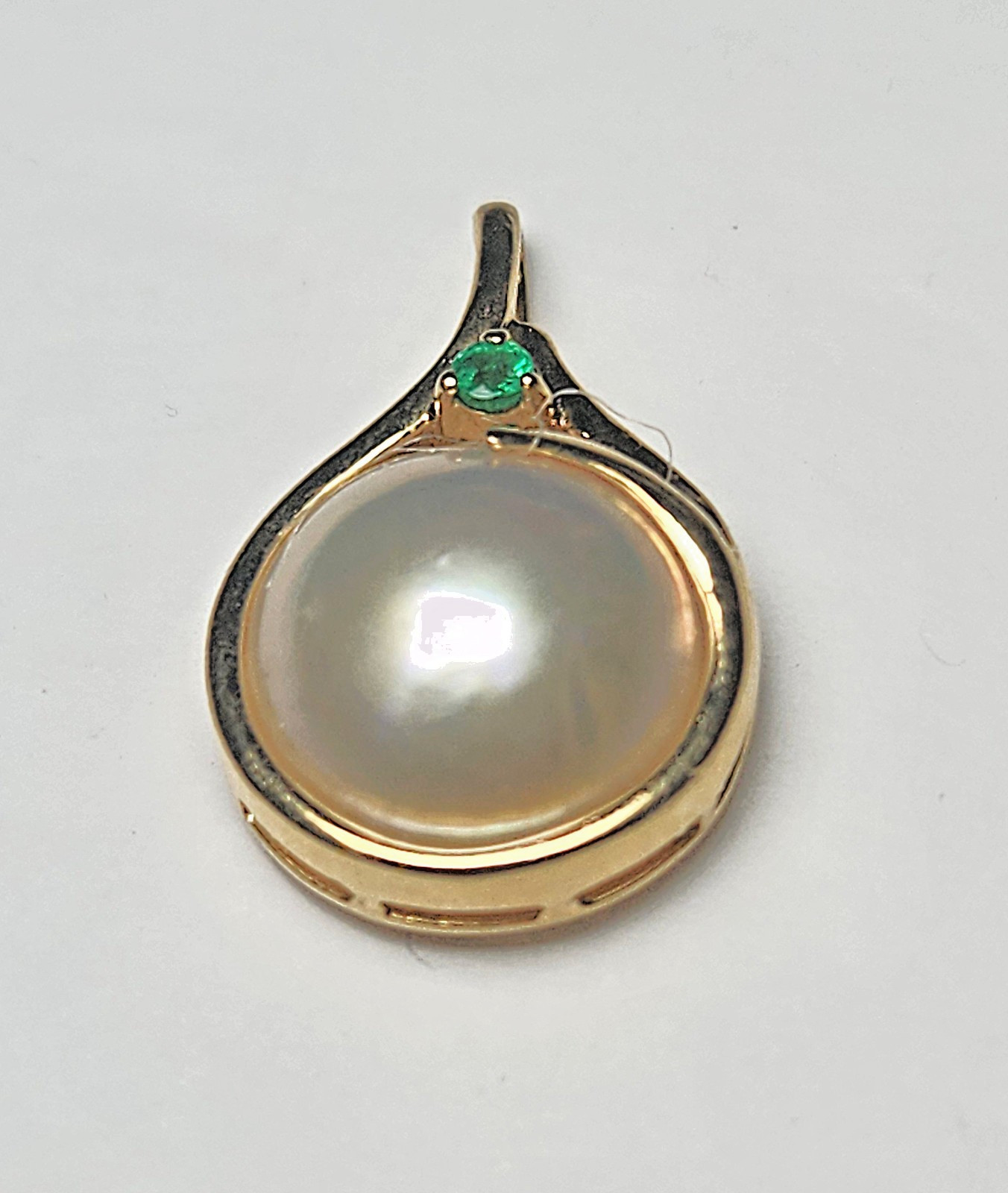 13MM MABE PEARL AND EMERALD 14k YELLOW GOLD ENHANCER PENDANT