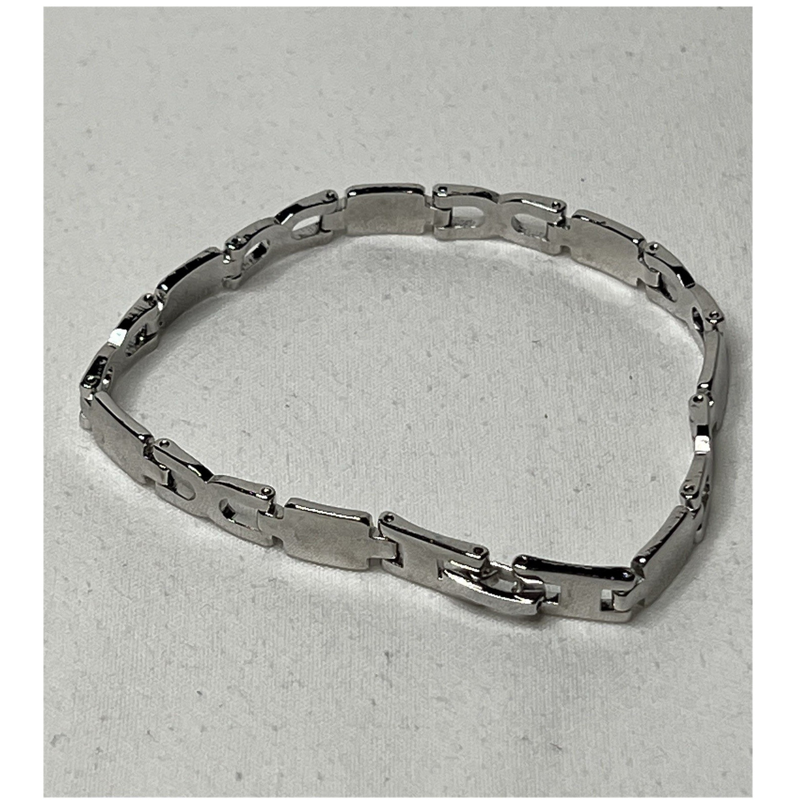 7.5″ 18K White Gold‑Filled 6mm Link Chain Bracelet w/ Premium Box Lock