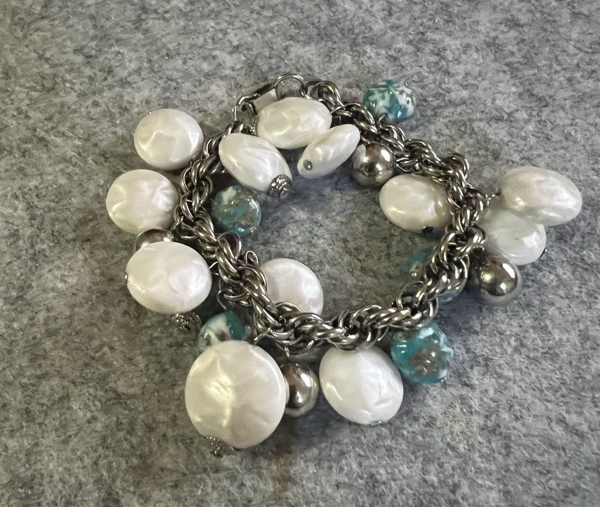 Vintage faux pearl Bracelet acrylic plastic 7″
