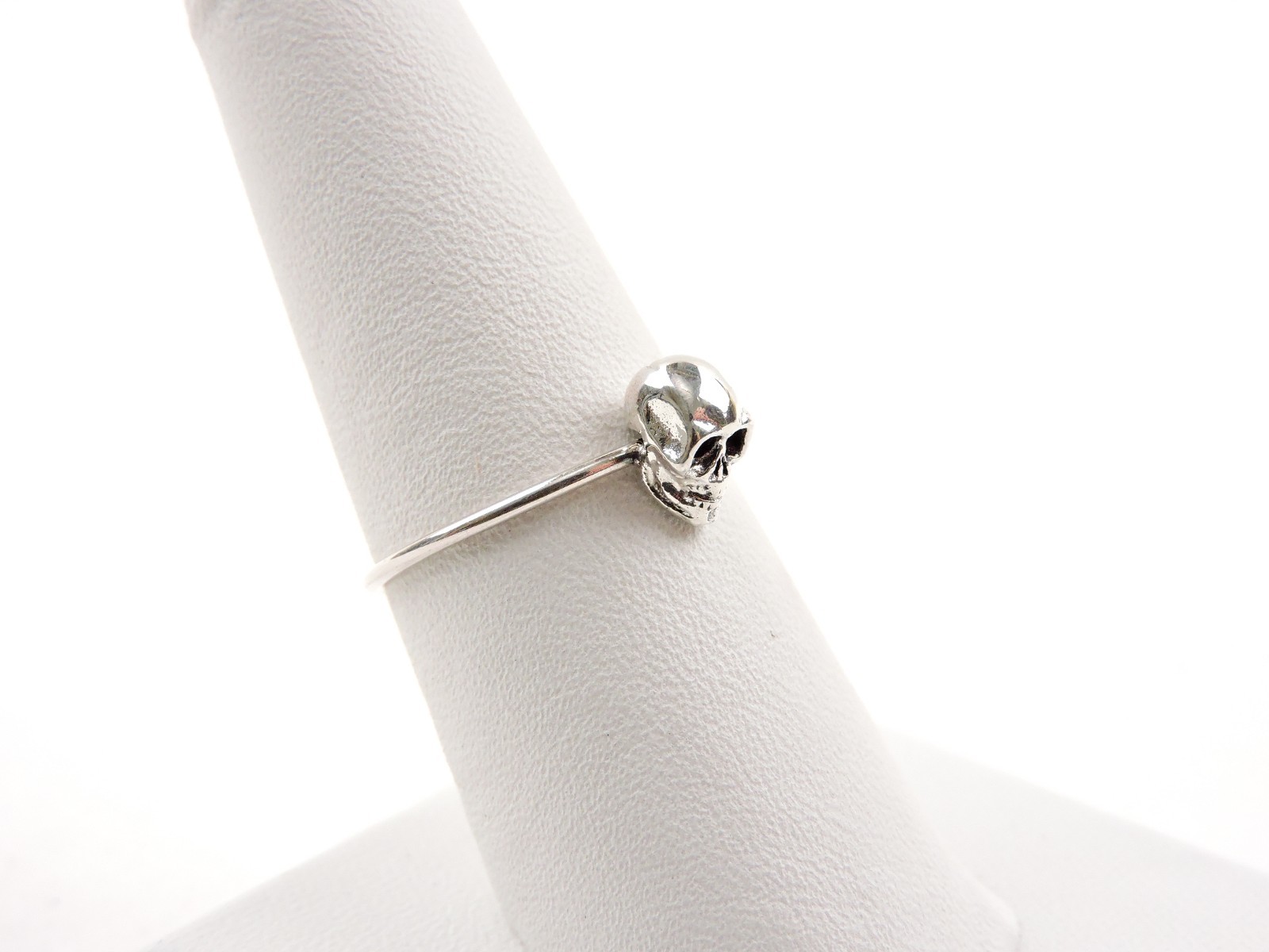 Sterling Silver Mini Skull Ring – Free Gift Packaging