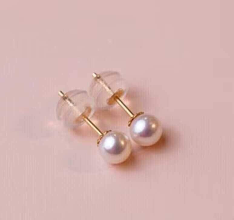 Real AAA+ Akoya 4-5mm Natural white round pearl earrings 14k Gold Stud earrings