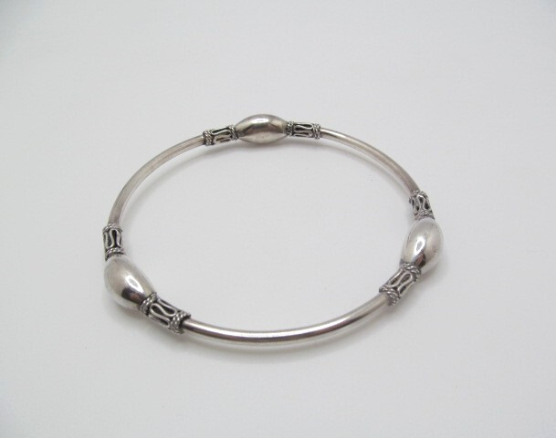 Vintage 925 Sterling Silver Scroll Bohemian Tube 9mm Bead Bangle Bracelet