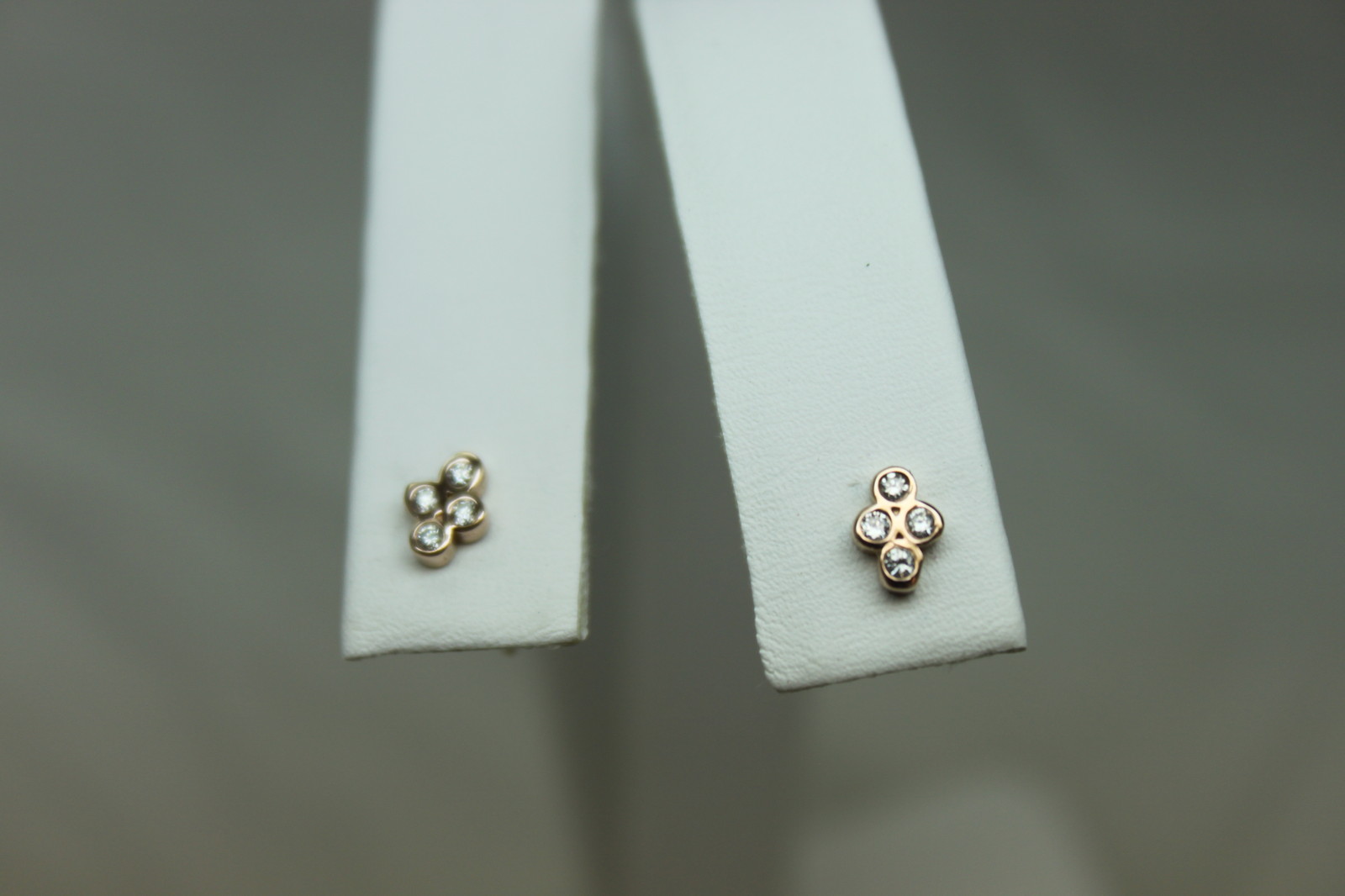 .10 H/SI2 CARAT DIAMOND STUD EARRING 14KT YELLOW GOLD NOT ENHANCED