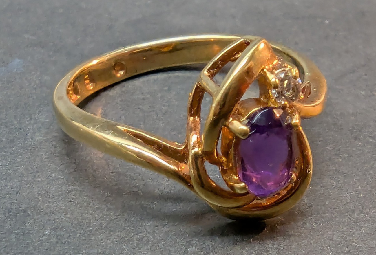 Woman Jewelry Gold Tone Natural Large Purple Glass Ring Thailand