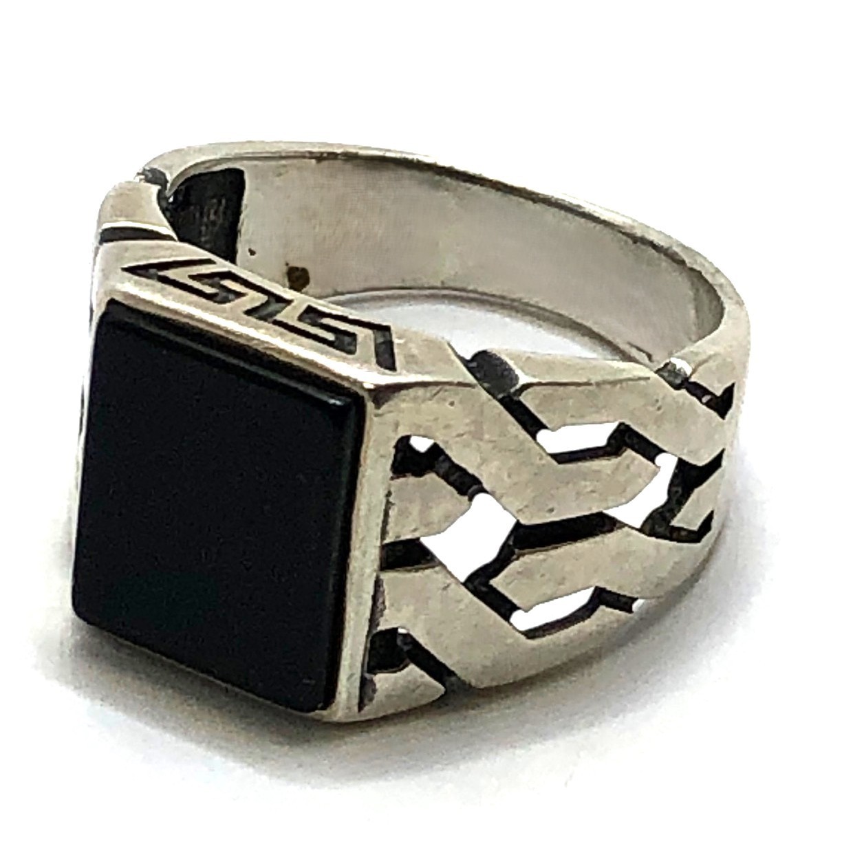 Sterling Silver Rectangle Flat Black Onyx Stone Open Link Shoulders Ring SZ 10.5